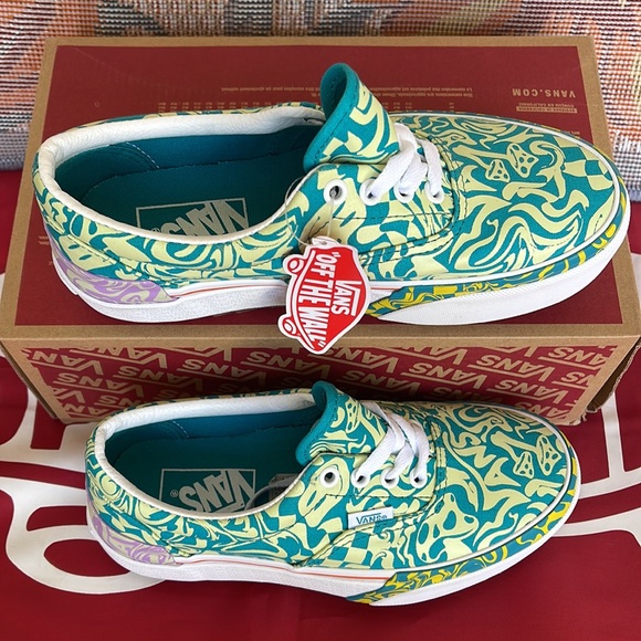 Vans Era Stacked
Wavy Daze Tile Blue
VNOA4BTOCES
WMNS Platforms - sneakers - Picture 3 of 16
